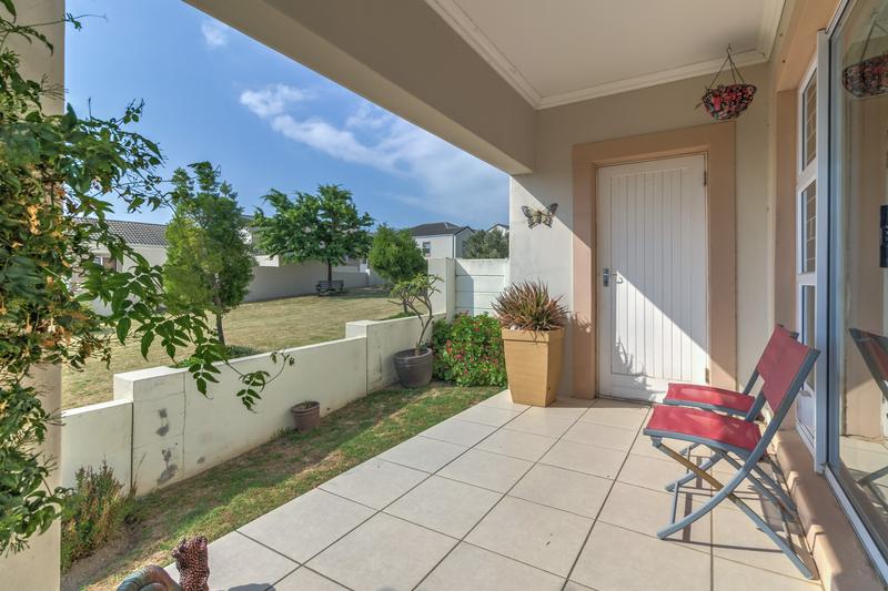 2 Bedroom Property for Sale in Somerset West Western Cape